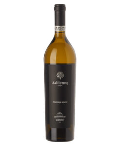 Aaldering pinotage blanc is een witte Zuid Afrikaanse wijn. Deze exclusieve blanc de noir is een garantie voor geïntrigeerde tafelgenoten.