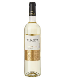 Vinhos Bacalhôa Aliança Bairrada Reserva branco Portugal. Een witte wijn met fruitige aroma's met tonen van tropisch fruit en citrus. Fris, intens en complex.