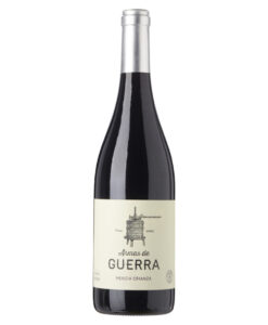 Vinos Guerra mencia Bierzo Spanje. Soepele rode wijn, lekker bij rood vlees en wild.